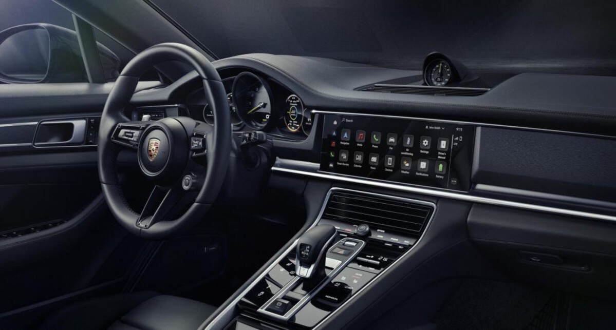  Porsche Communication Management (PCM) 6.0