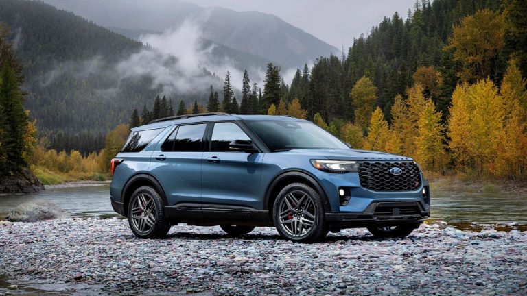 2025 Ford Explorer
