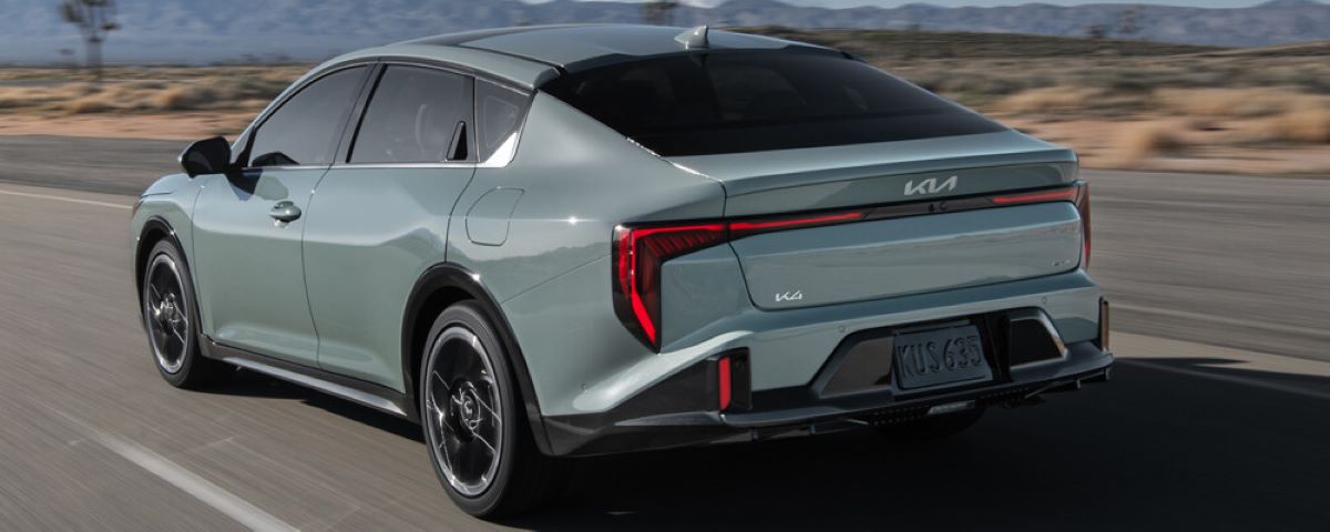 2025 Kia K4 2025 Kia K4