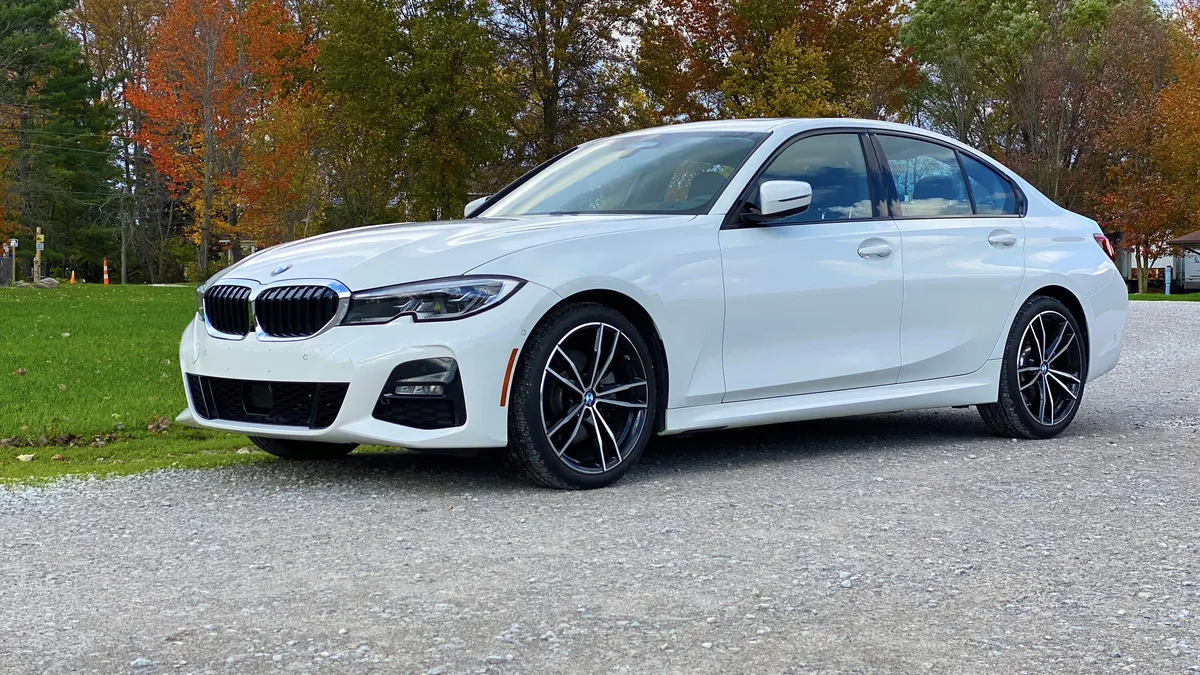 BMW 330i BMW 330i