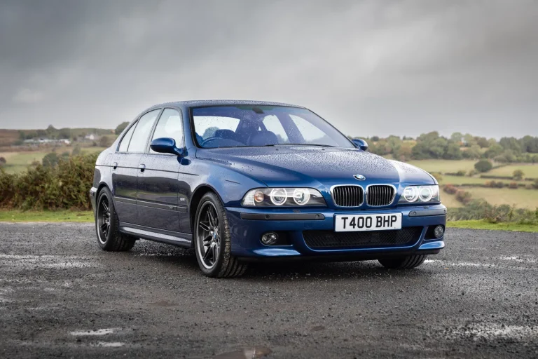 BMW M5 (E39)