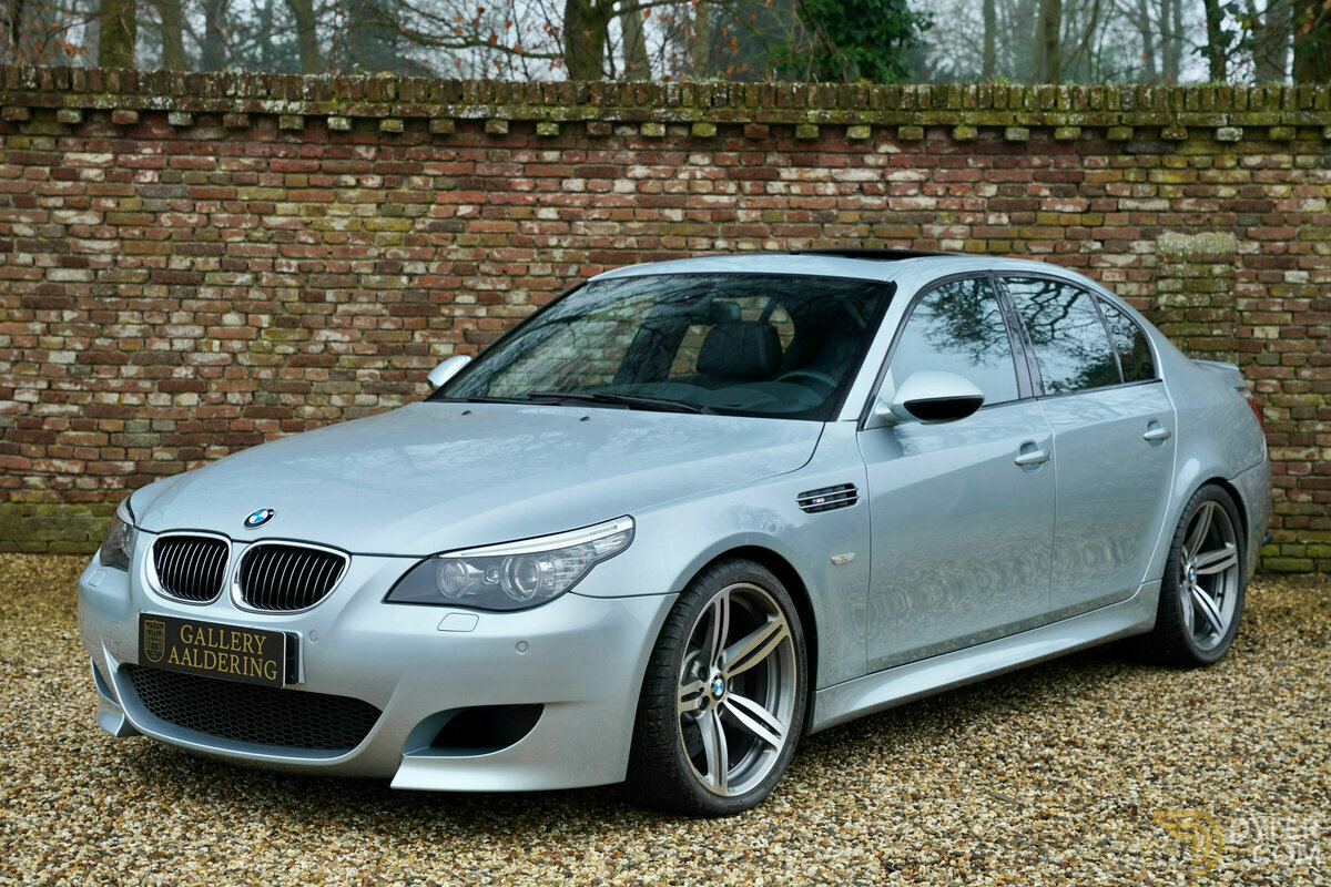 BMW M5 E60 BMW M5 E60