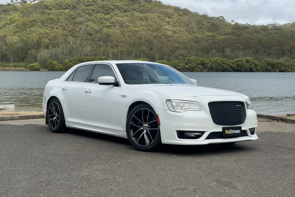 Chrysler 300 SRT