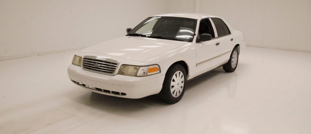 Ford Crown Victoria (Police Interceptor) Ford Crown Victoria (Police Interceptor)