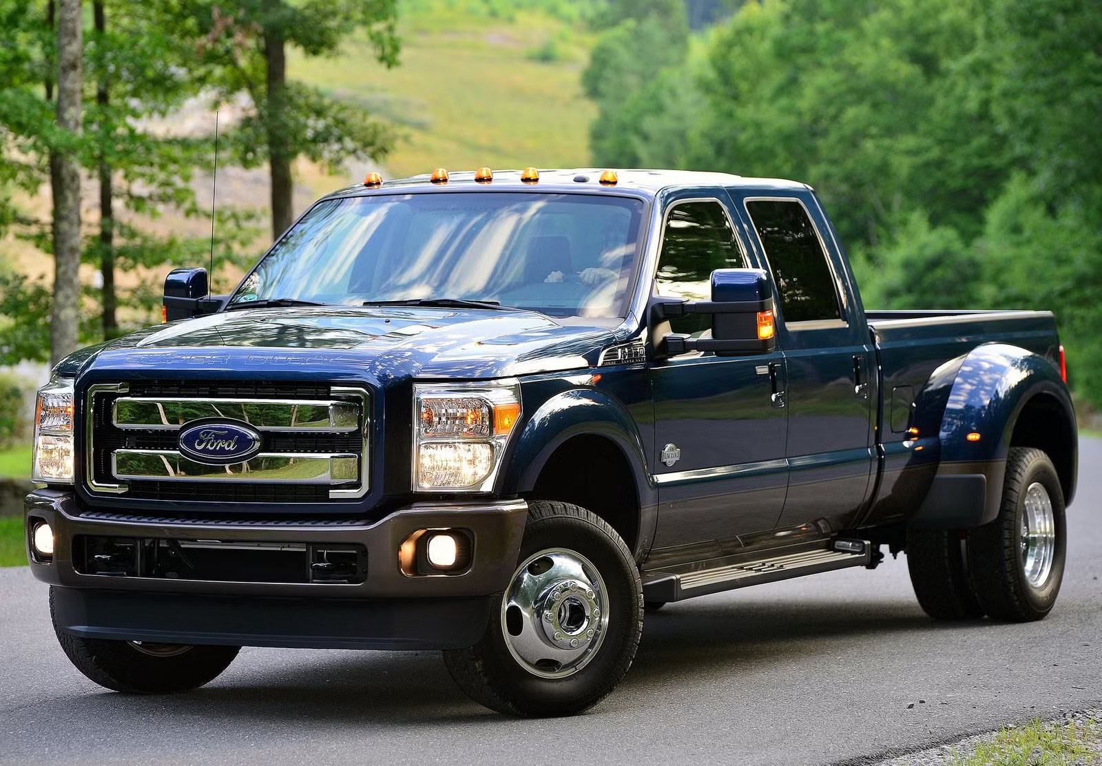 Ford F-350 Super Duty Ford F-350 Super Duty