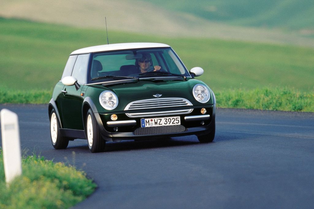 Mini Cooper (2000s–early 2010s) Mini Cooper (2000s–early 2010s)