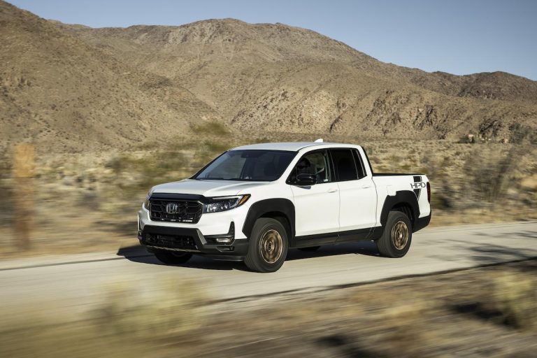 Newer Honda Ridgeline 2021