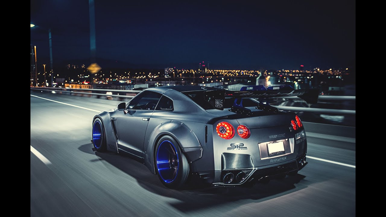 Nissan GT R