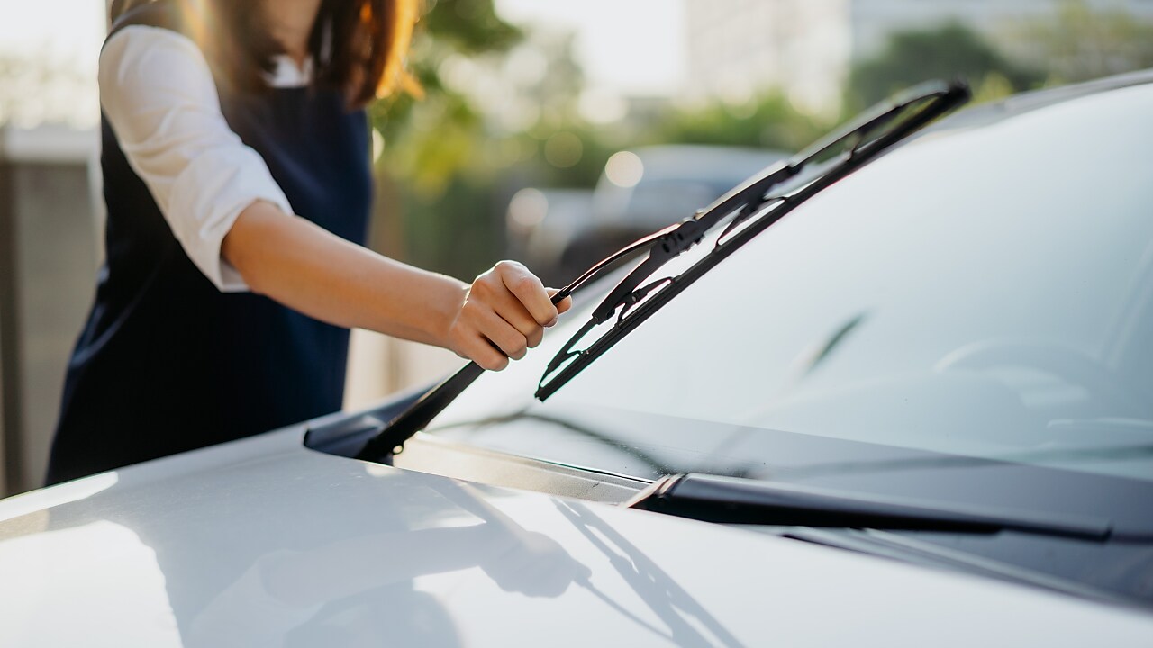 Small Wiper Sweep Leaves Big Blind Spots Small Wiper Sweep Leaves Big Blind Spots