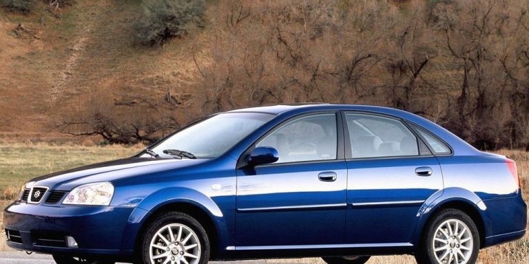 Suzuki Forenza (1)