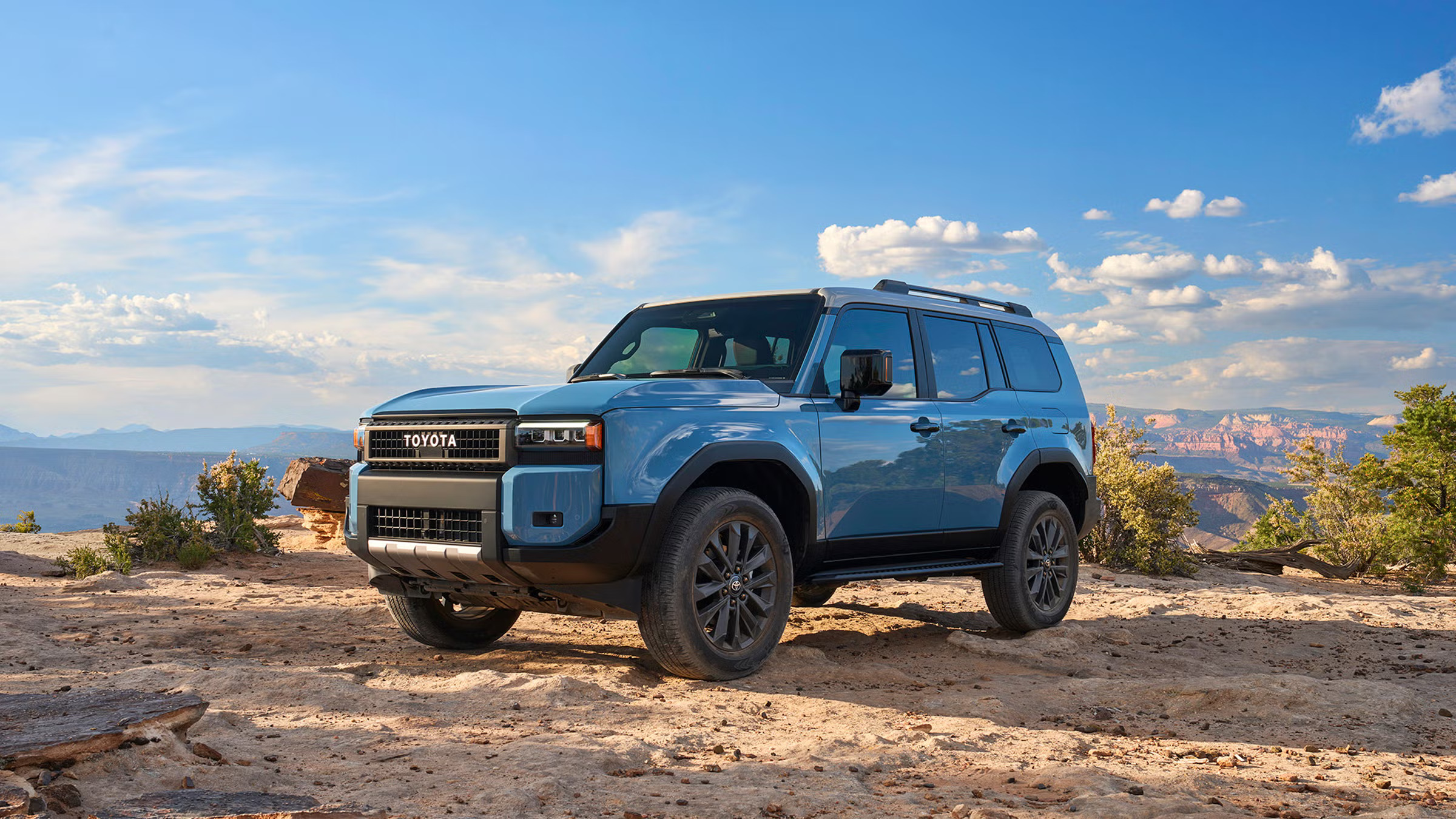 Toyota Land Cruiser (1) Toyota Land Cruiser (1)