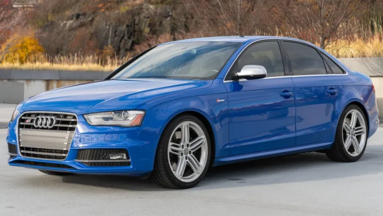 Audi S4 (B8)