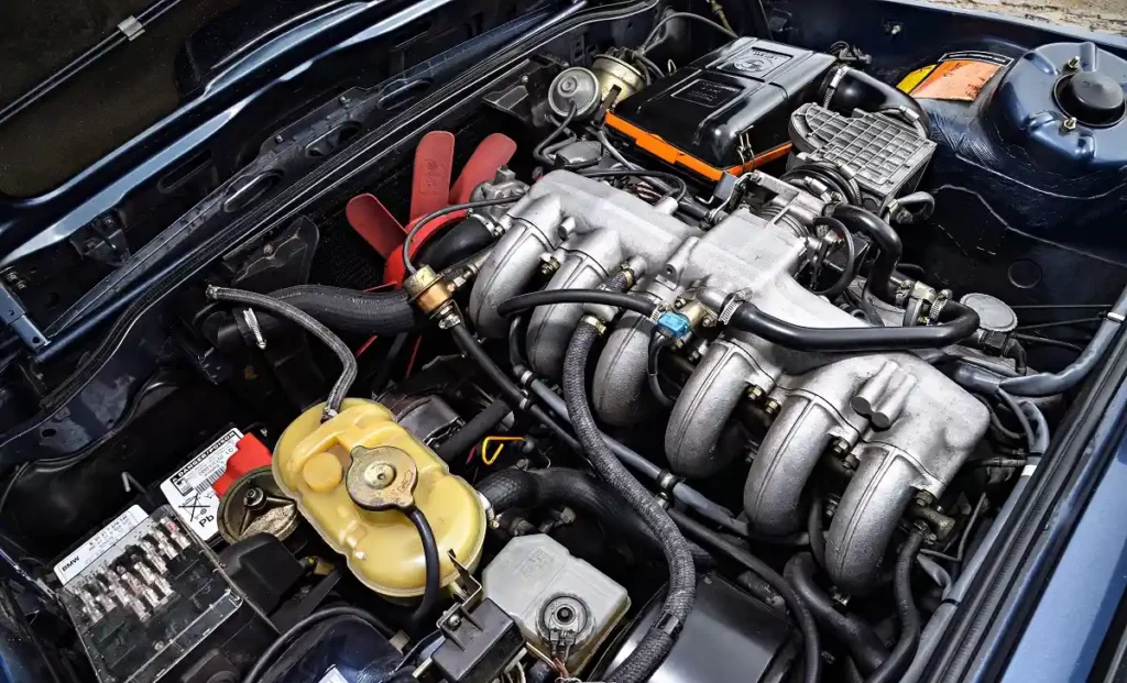 BMW M30 Engine (1968 1995) BMW M30 Engine (1968 1995)