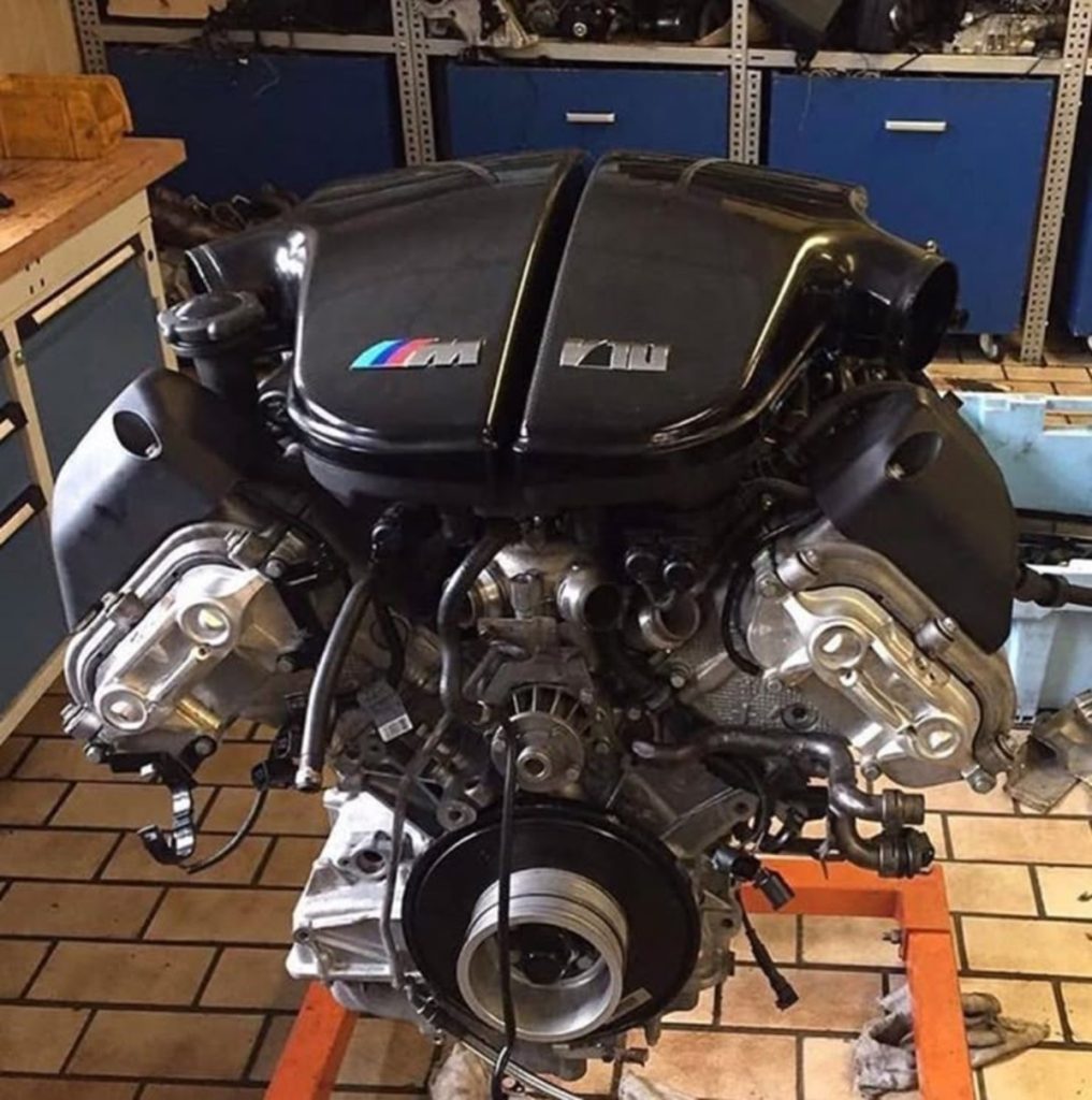 BMW S85 V10 BMW S85 V10