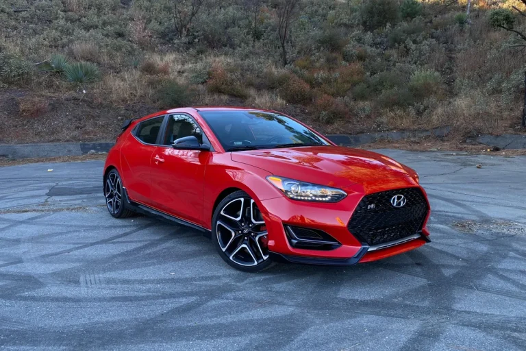 Hyundai Veloster