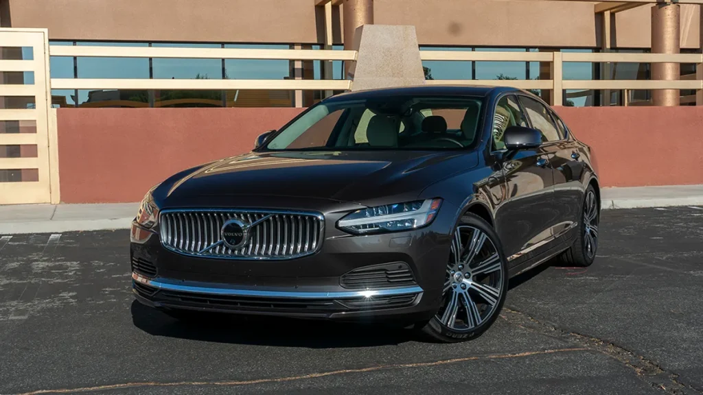 Volvo S90