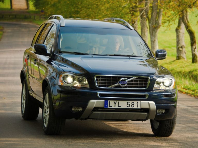 Volvo XC90 (2003–2014, First Generation)
