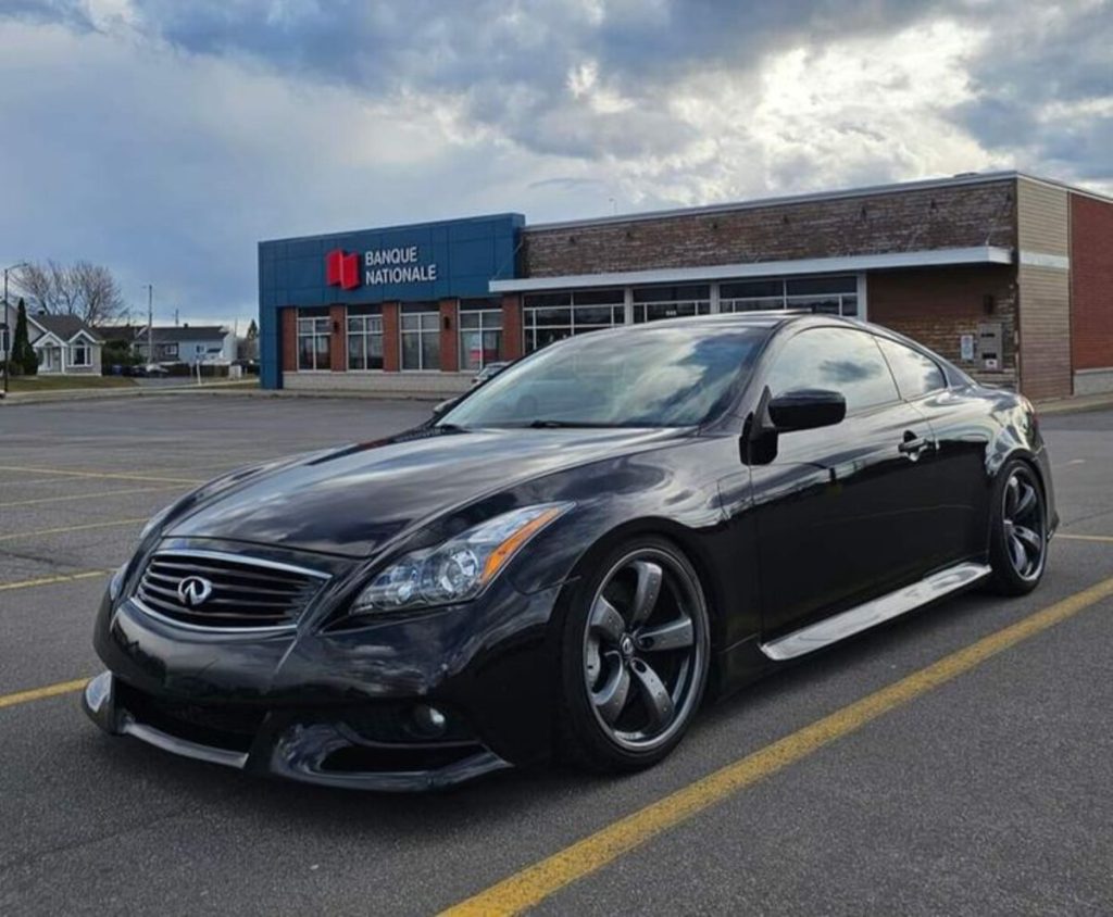Infiniti G37 Coupe (Manual)