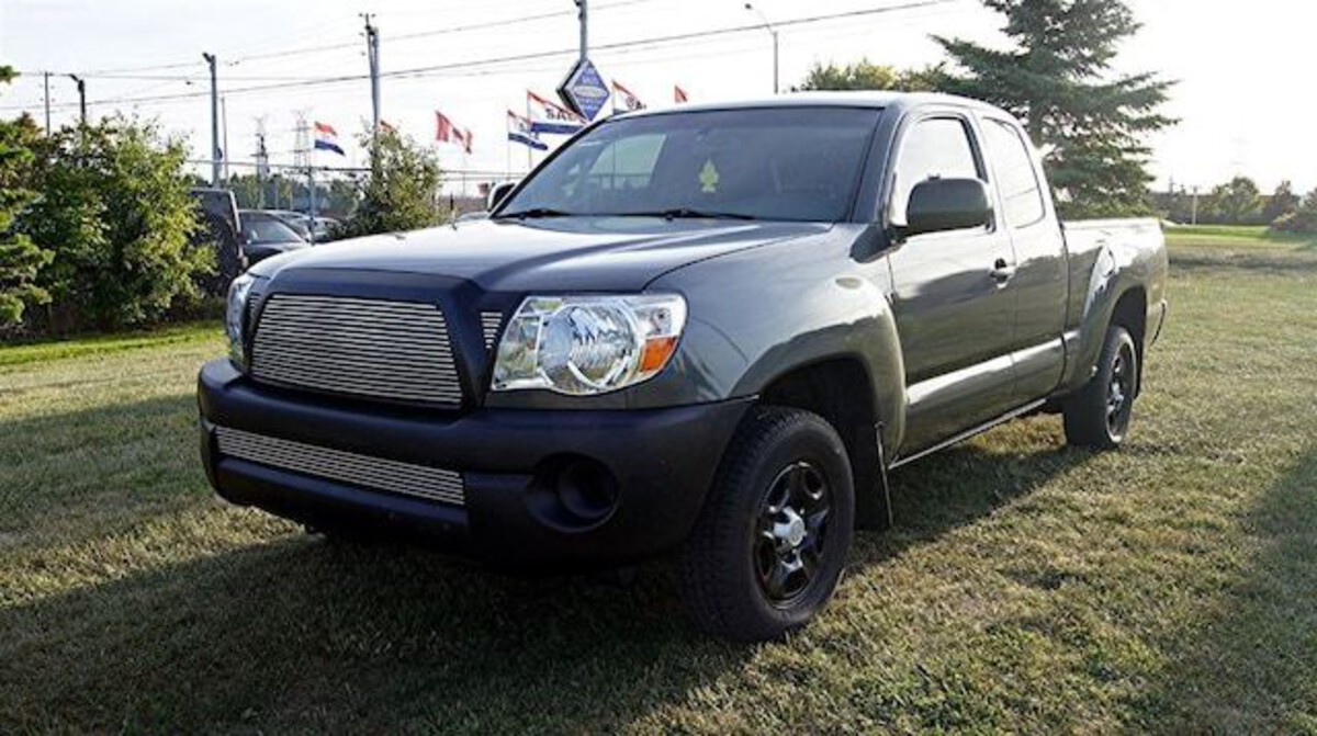 Toyota Tacoma 2WD 4-Cylinder