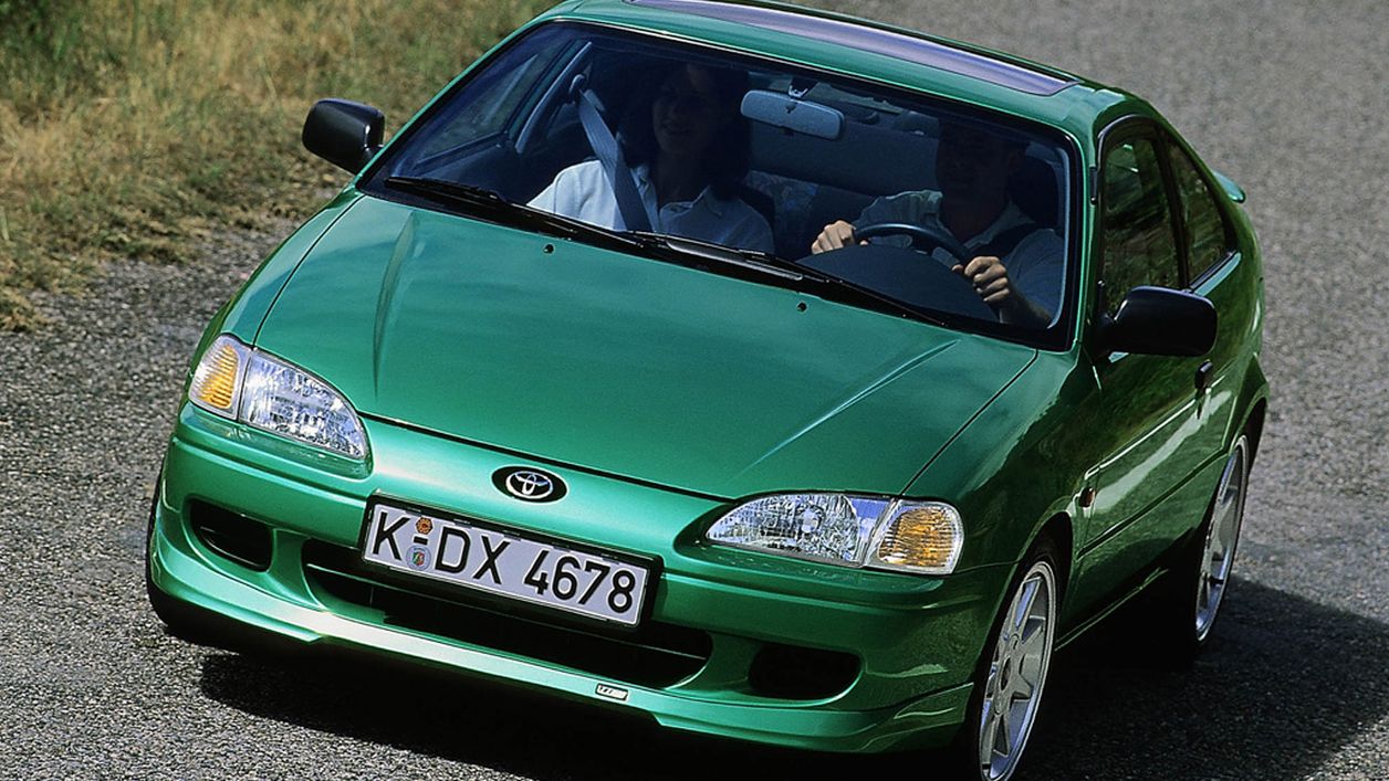 10 Hacks That Help a Toyota Paseo Survive Another Decade