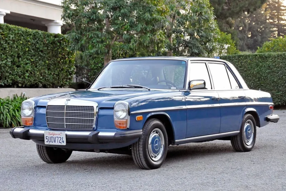 1976 Mercedes Benz 240D 1976 Mercedes Benz 240D