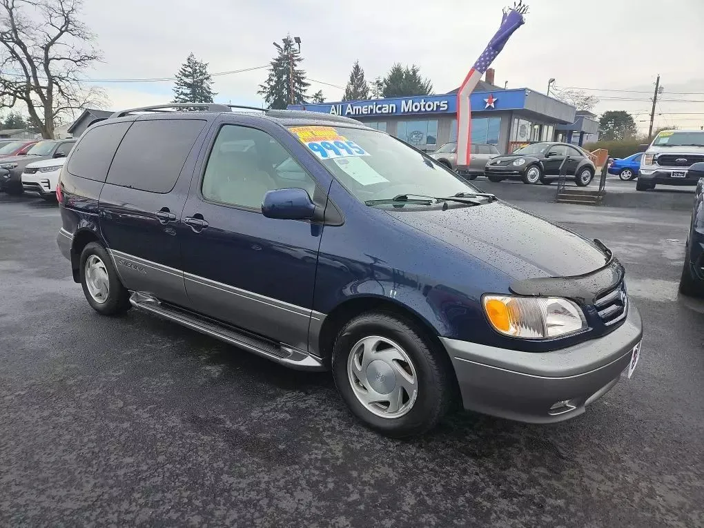 2003 Toyota Sienna