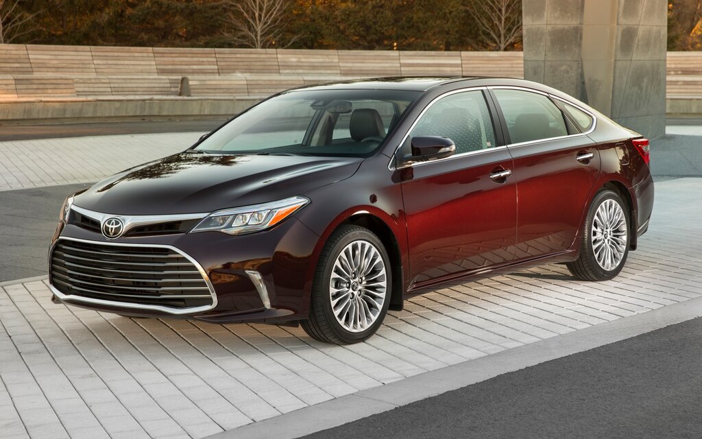 2017 Toyota Avalon1
