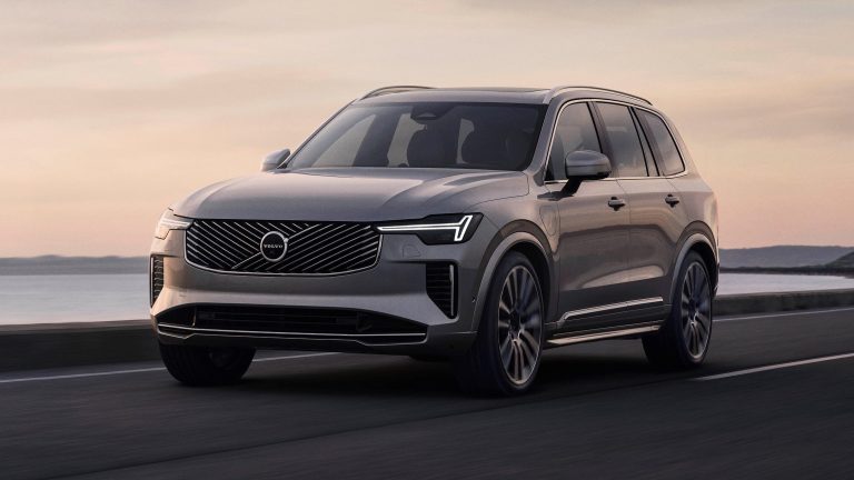 2023 Volvo XC90