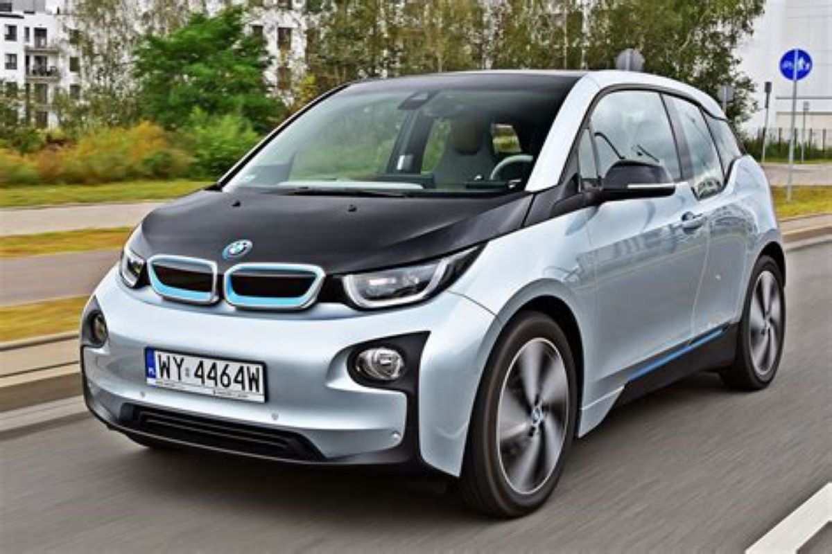 BMW i3