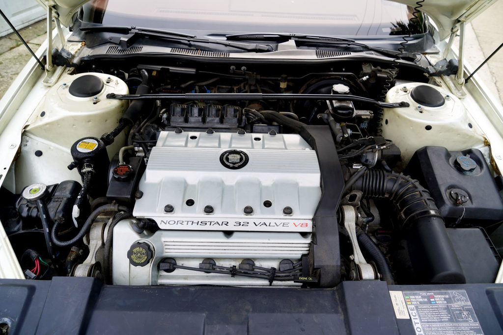 Cadillac Northstar V8