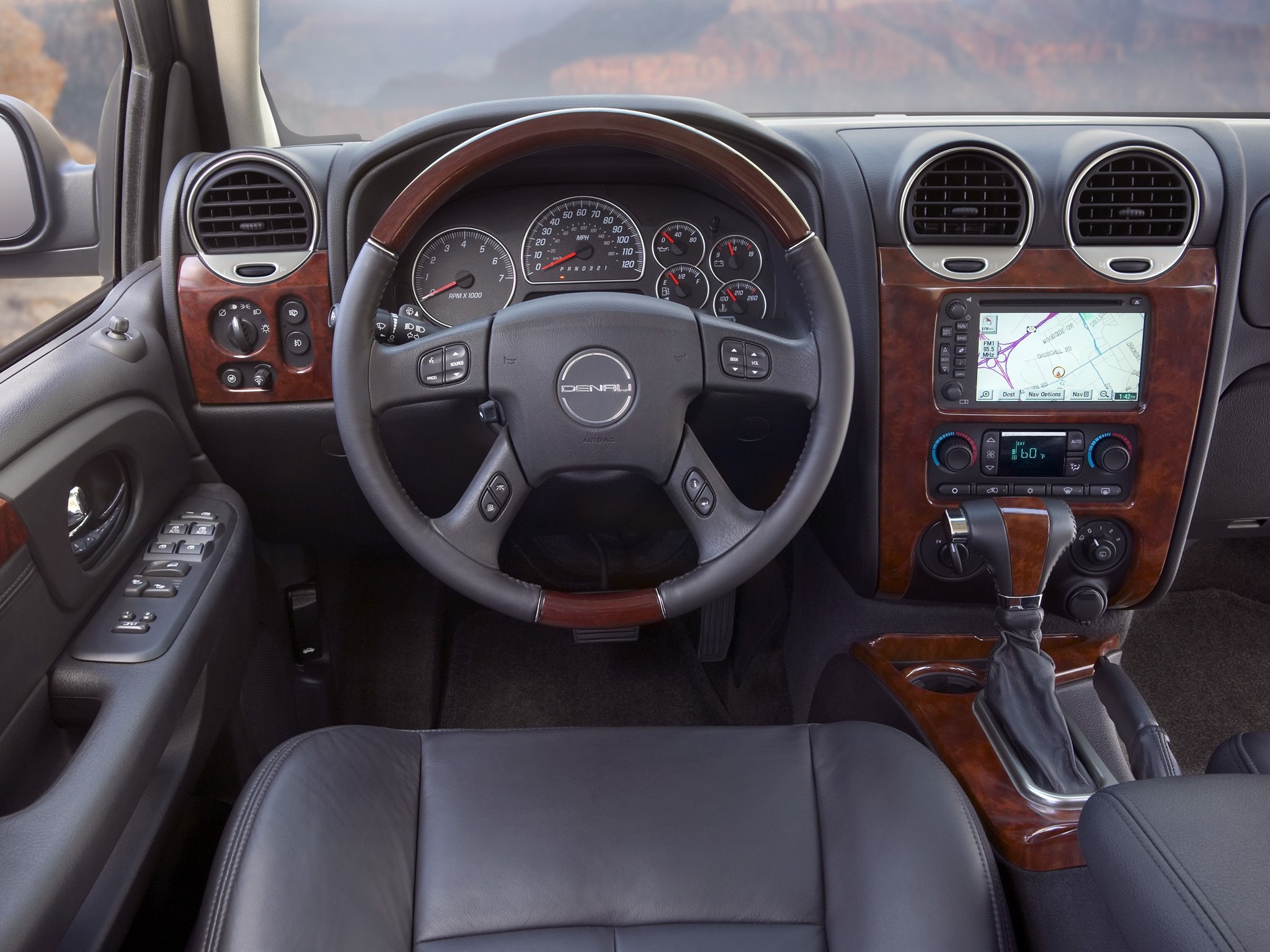 GMC Envoy Interior Appearance GMC Envoy Interior Appearance