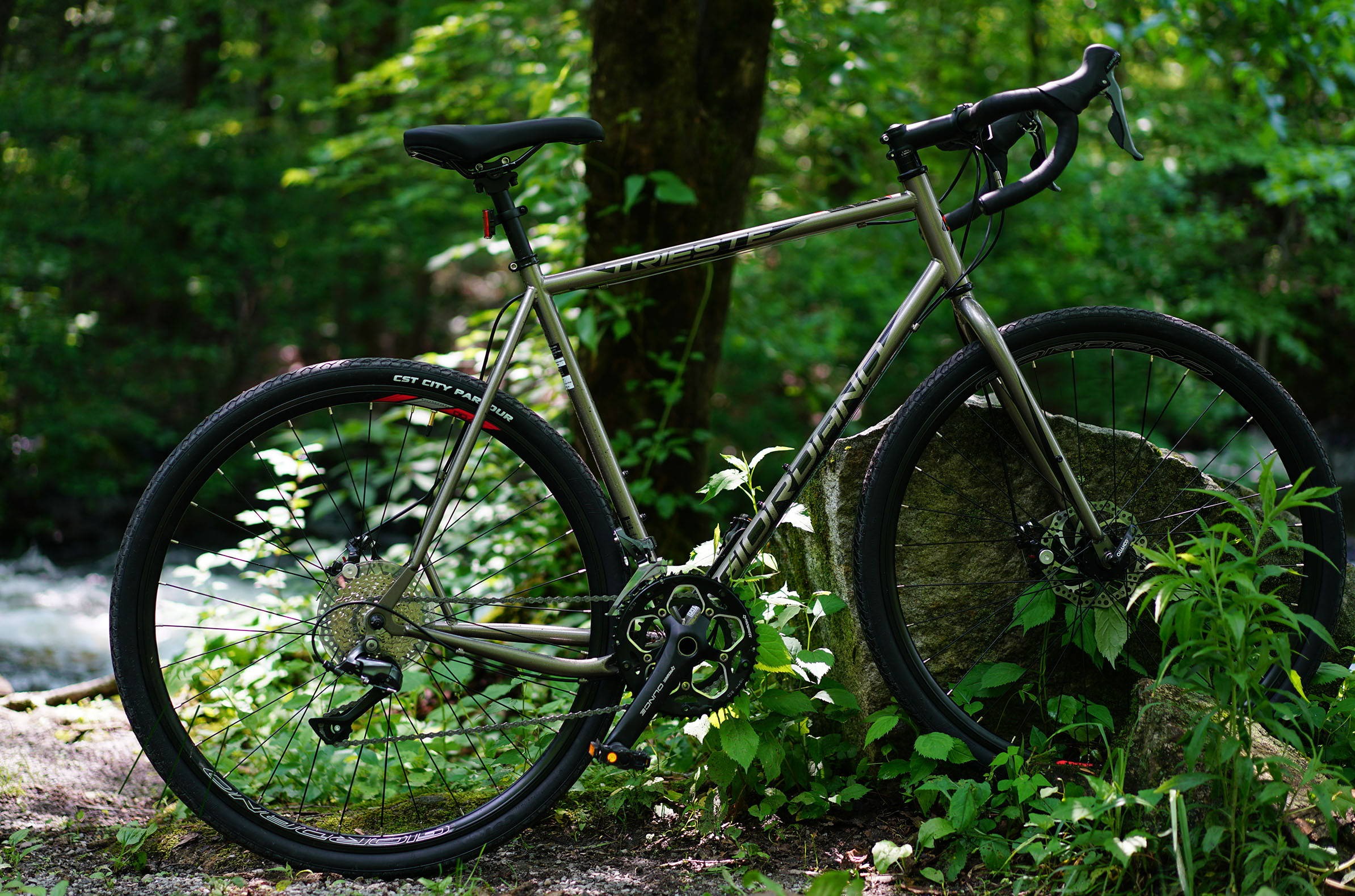 Giordano Brava Hybrid Bike