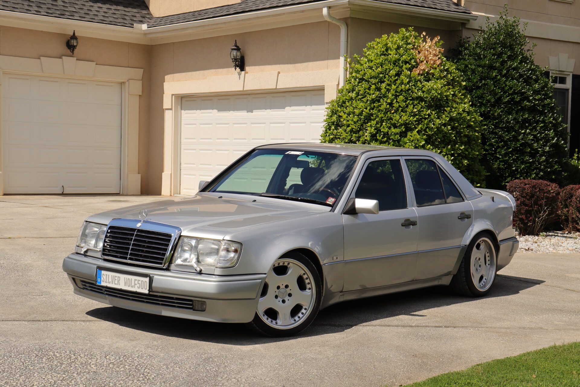 Mercedes Benz E Class (W124)