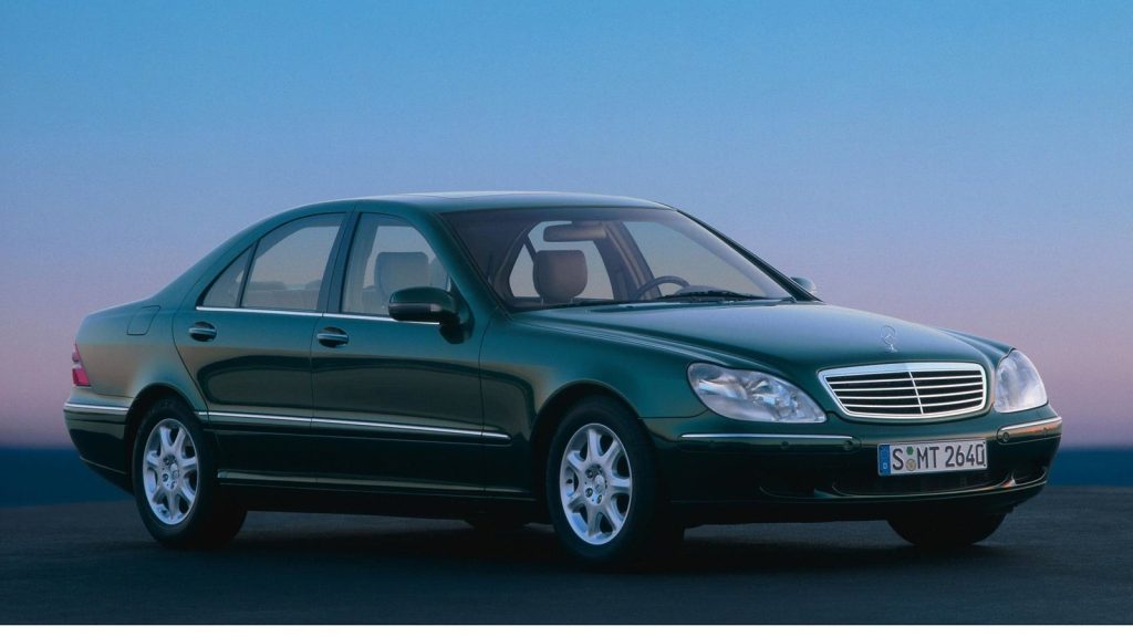Mercedes Benz S Class (W220)