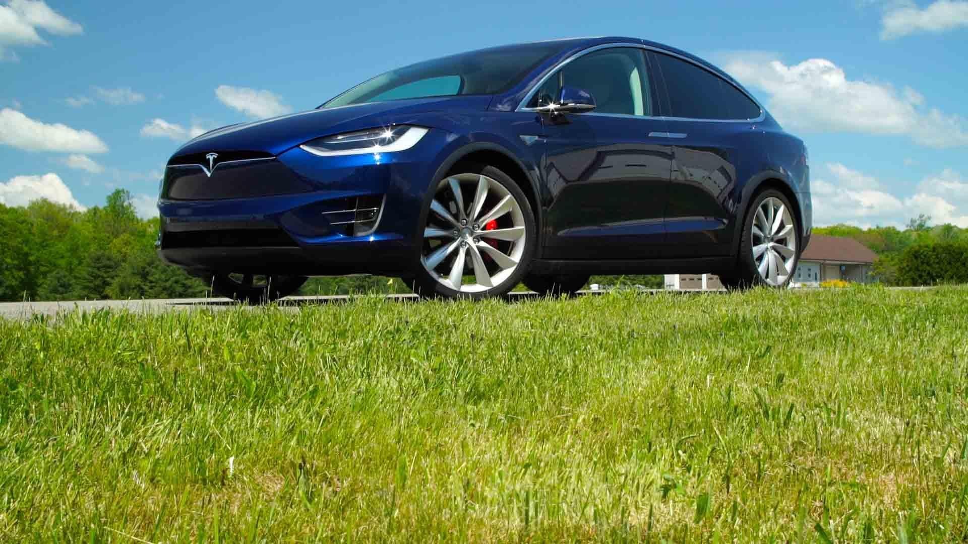 Tesla Model X 