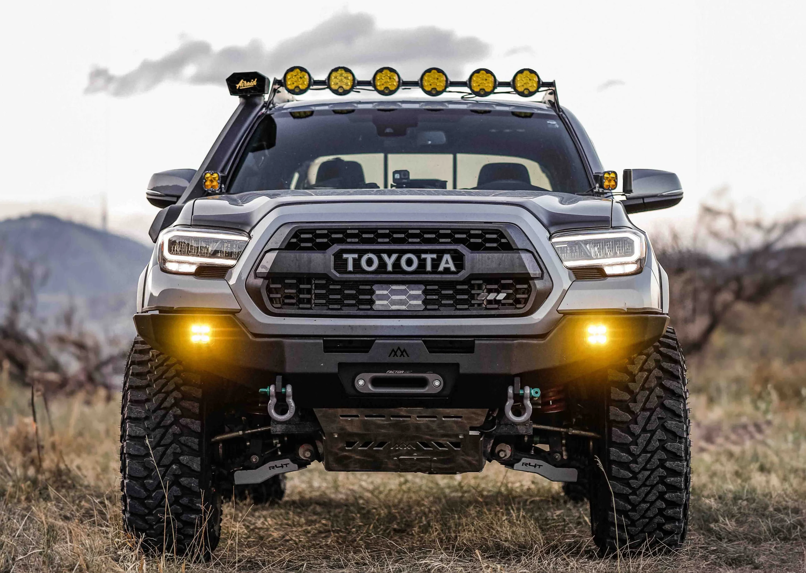 Toyota Tacoma (2016–2023) Toyota Tacoma (2016–2023)