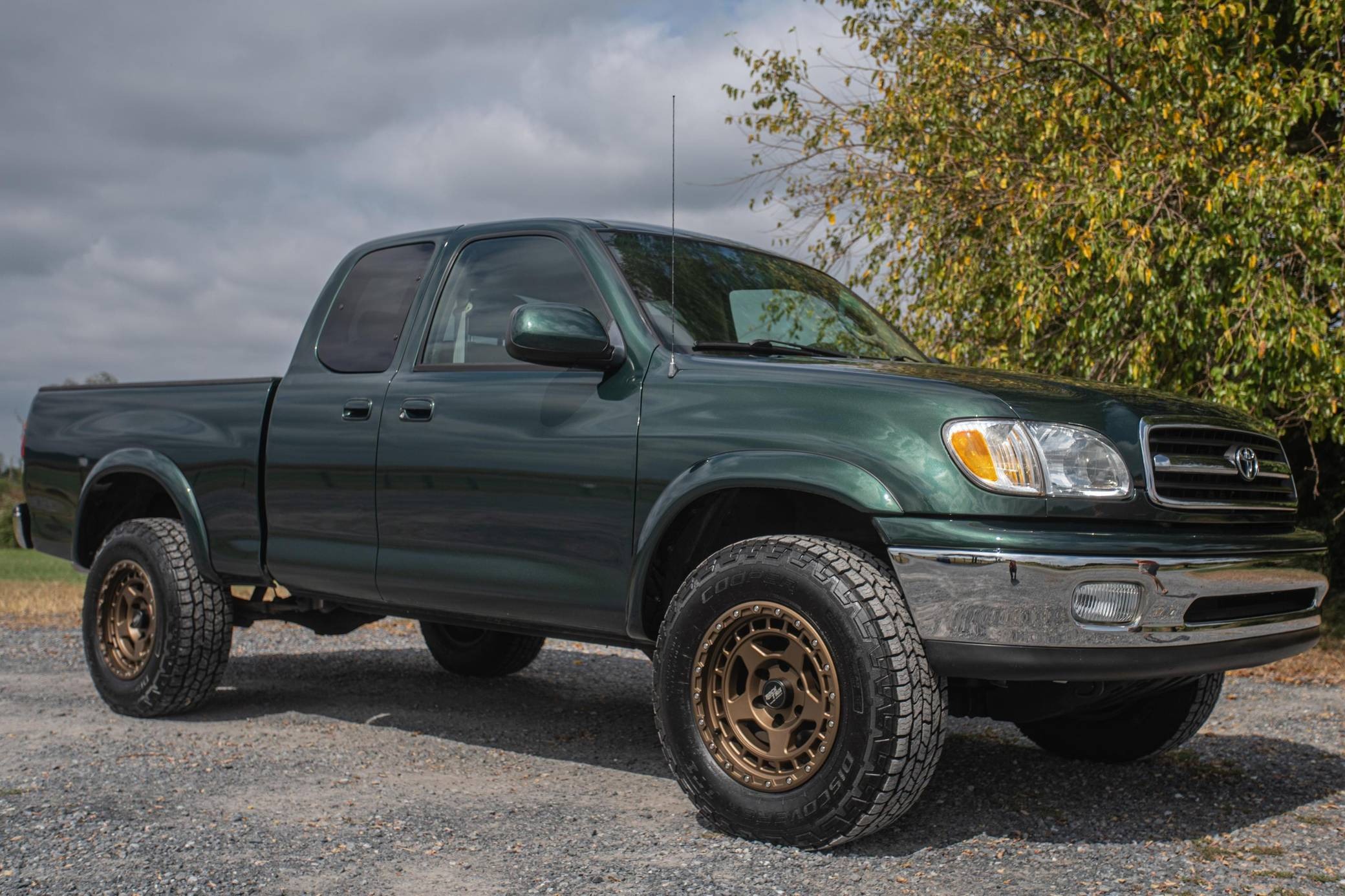 Toyota Tundra (Early 2000s Models)
