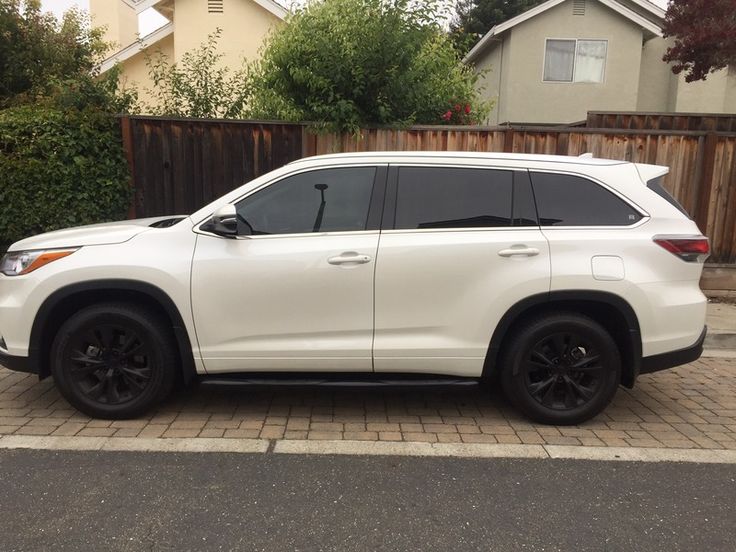 Vehicles With Resilient Roof Liners