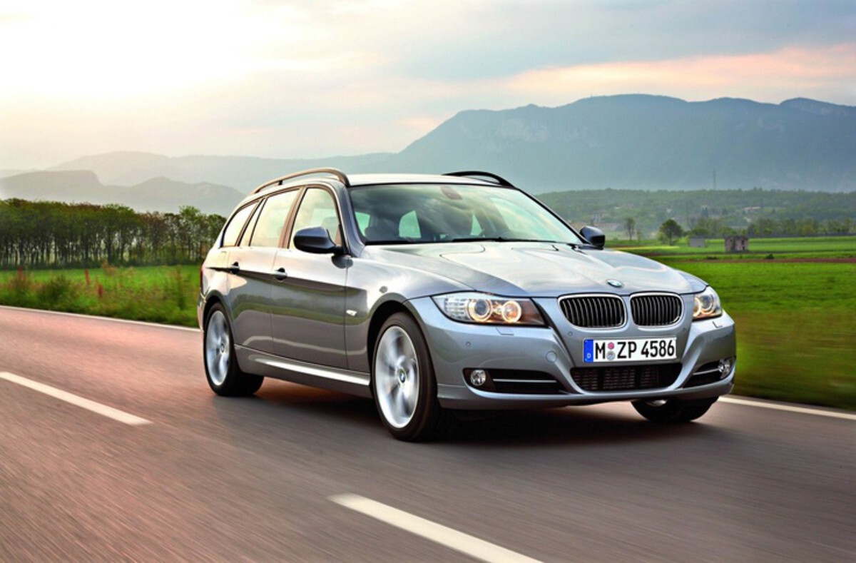 2008 BMW 3 Series (E90)