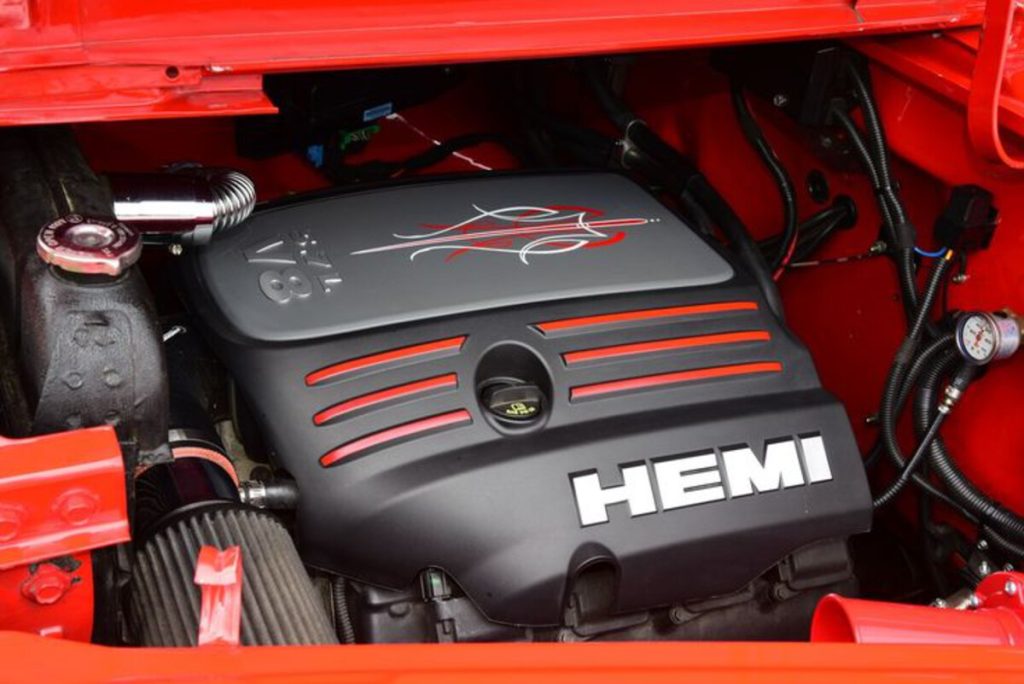 Dodge 5.7L HEMI V8 