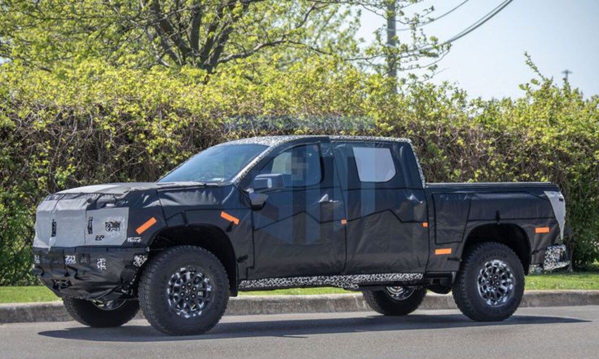 Chevrolet Silverado 2027