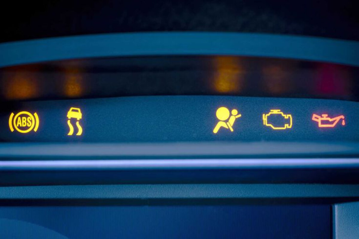 Ignoring Warning Lights and Small Repairs