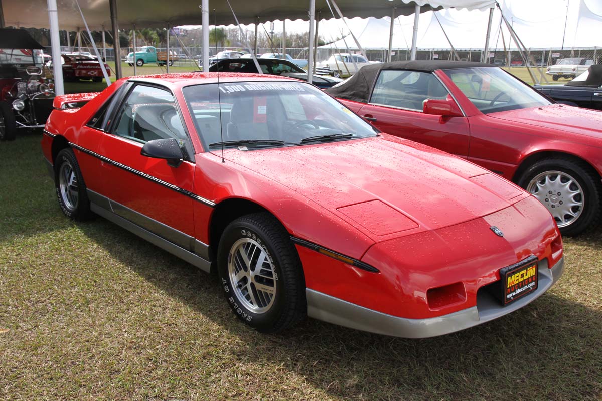 1984 1988 Pontiac Fiero GT