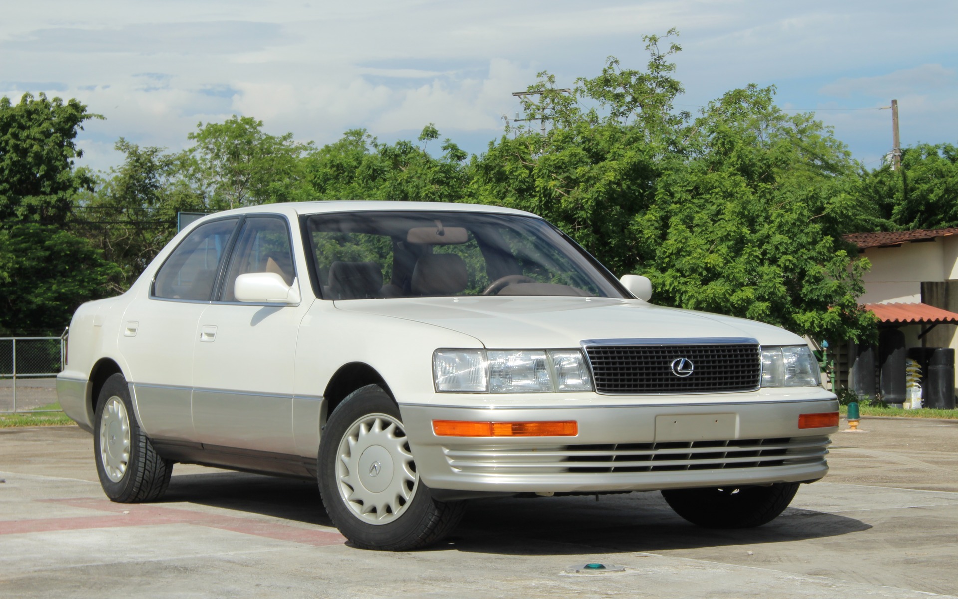 1990–2000 Lexus LS400 1990–2000 Lexus LS400