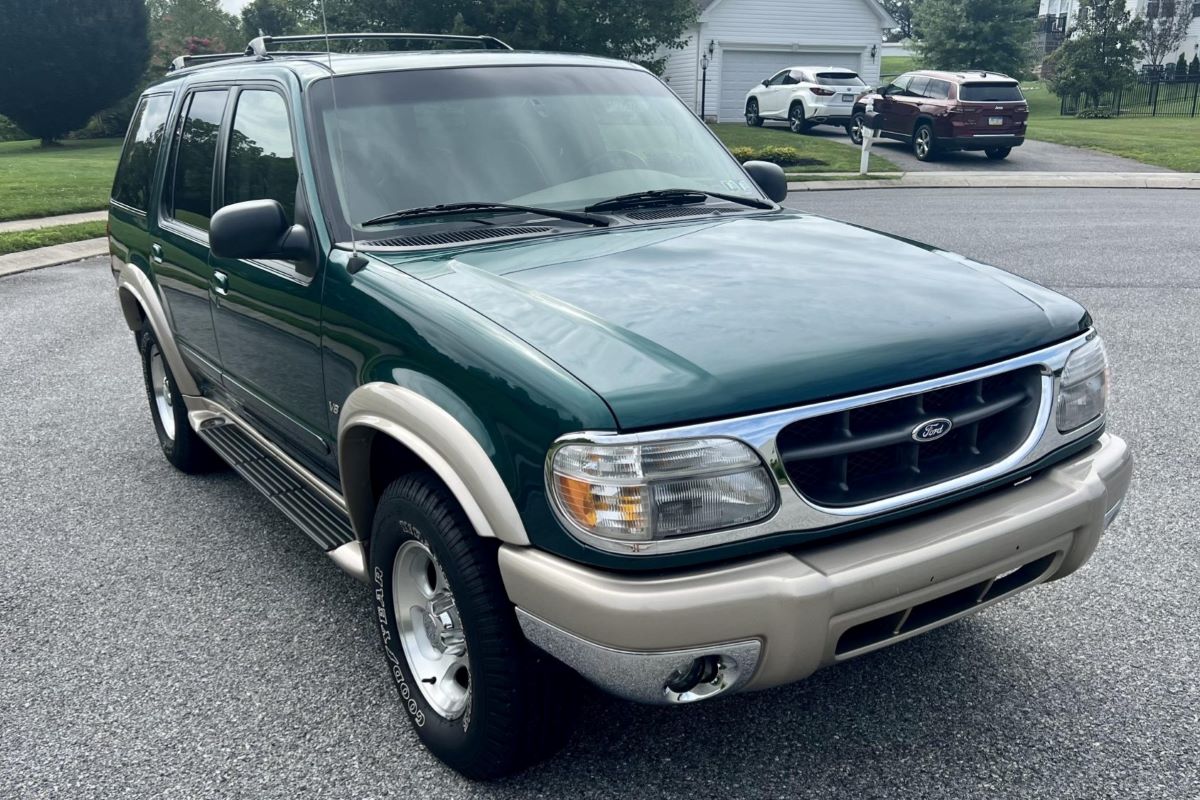 1999 Ford Explorer