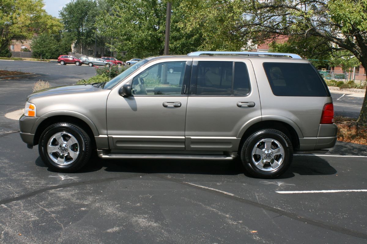 2003 Ford Explorer