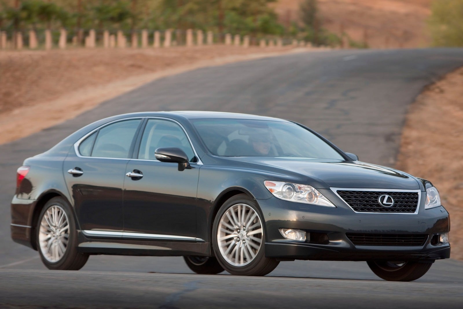 2010 Lexus LS 460
