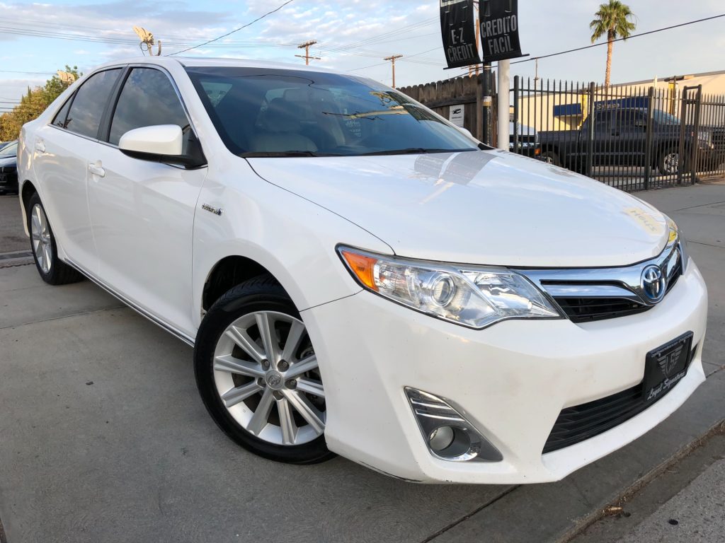 2014 Toyota Camry Hybrid