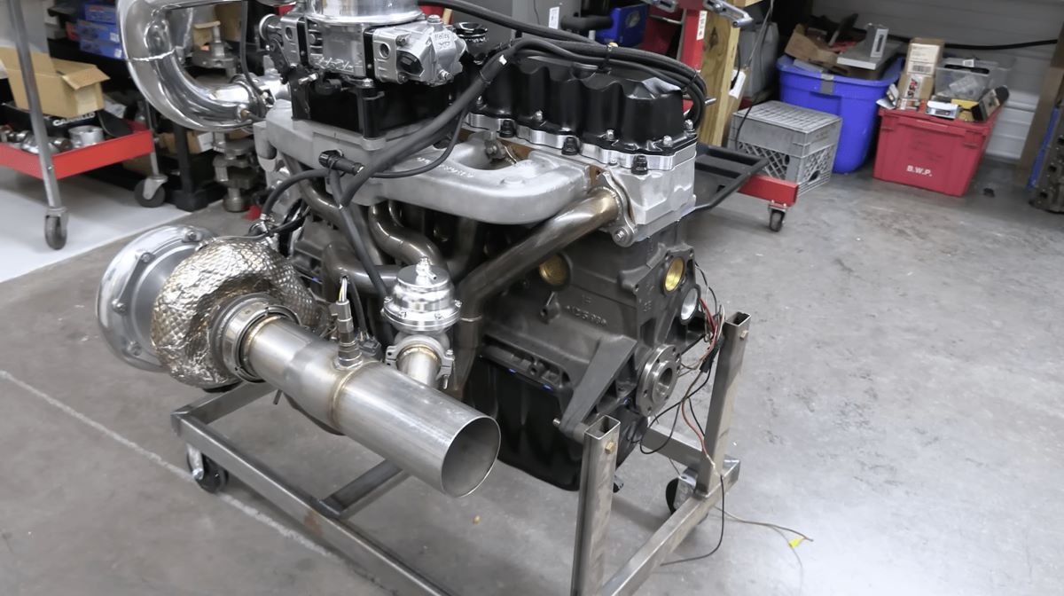 AMC 4.0L Inline Six
