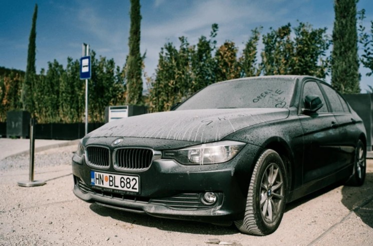 Car Sitting in dust for Long Periods